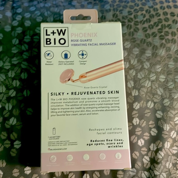 L + W BIO Phoenix Rose Quartz Vibrating Facial Massager - Picture 4 of 4